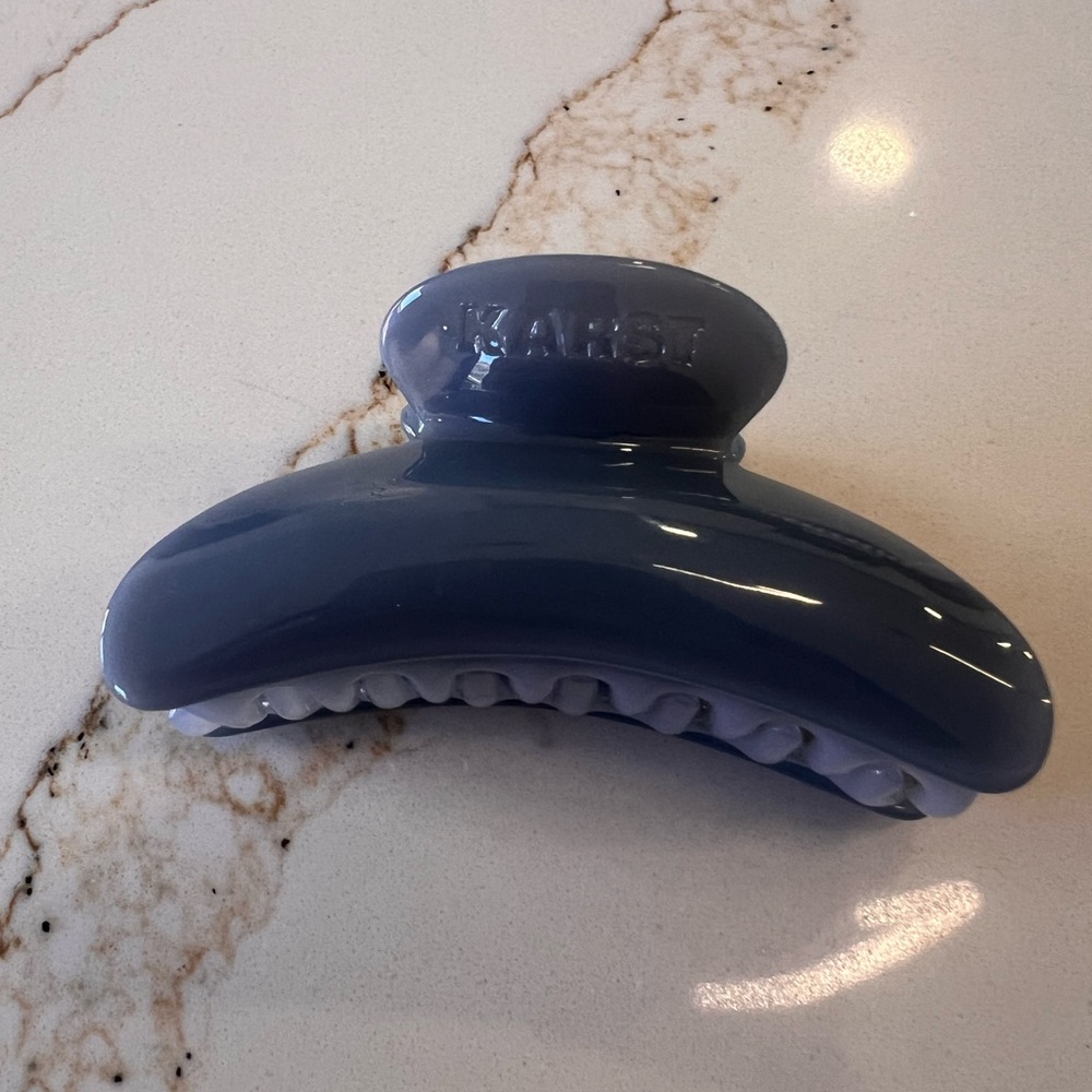 Karst Blue Hair Claw Clip